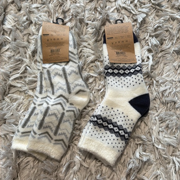 Cabin Socks - Picture 2 of 2